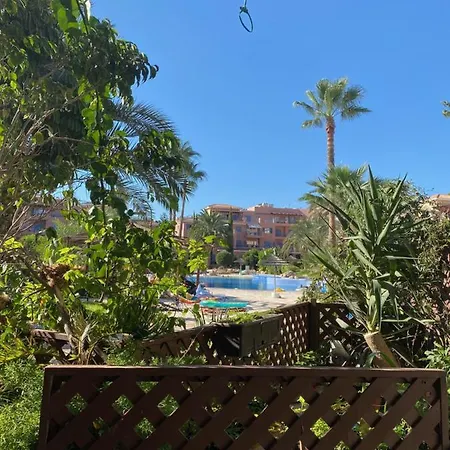 Limnaria Gardens דירה